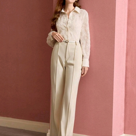 TEXTURED BUTTON UP SHIRT - Picture 2 of 4